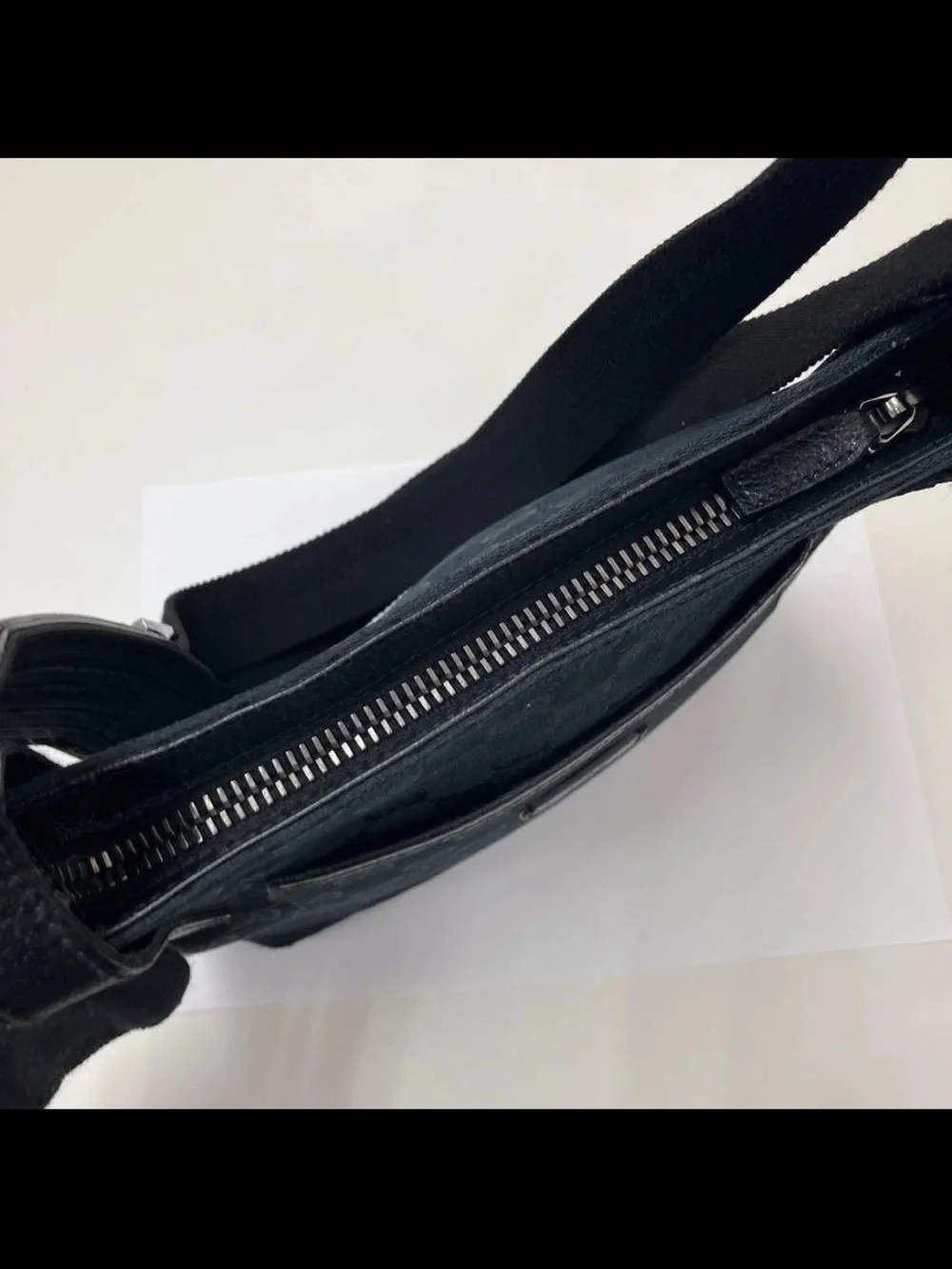Gucci Black GG Canvas Messenger Shoulder Bag